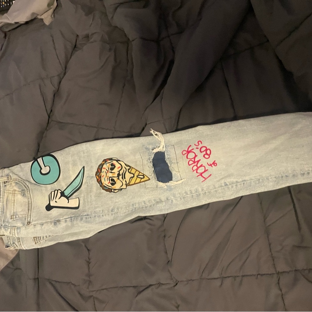 Men’s Jeans Ripped - Picture 3 of 4